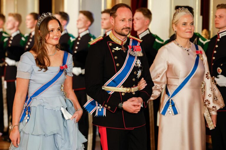 Norwegian crown princess apologizes to royals and all ‘disappointed’ by her Epstein contacts