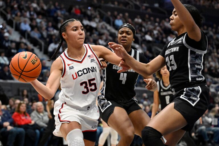 Azzi Fudd’s six 3-pointers power UConn women’s basketball in record-breaking win over Georgetown