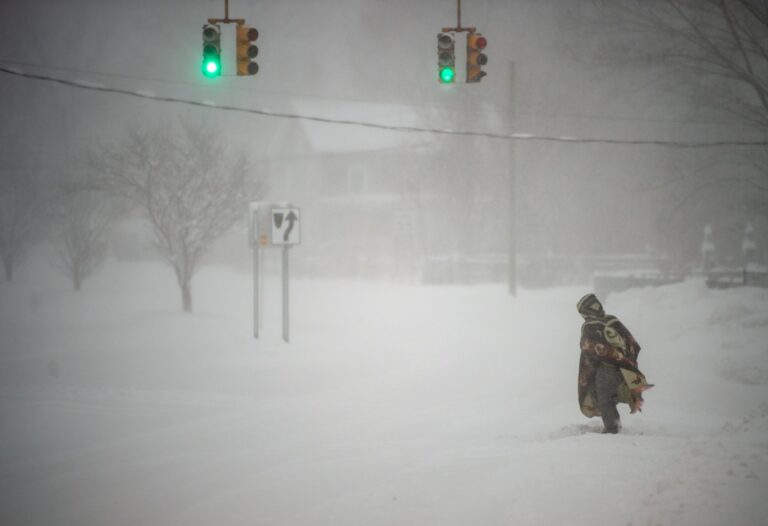 Nor’easter blasts CT with blizzard conditions, shutting down much of the state