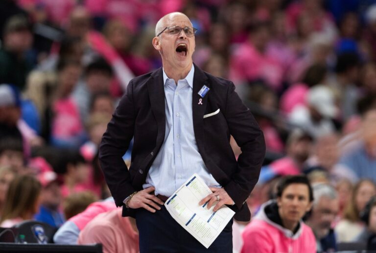 UConn men’s basketball coach Dan Hurley named to Naismith Coach of the Year watch list