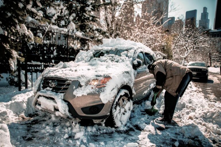 More snow falls on the Northeast US as the region scrambles to clear piles from last storm