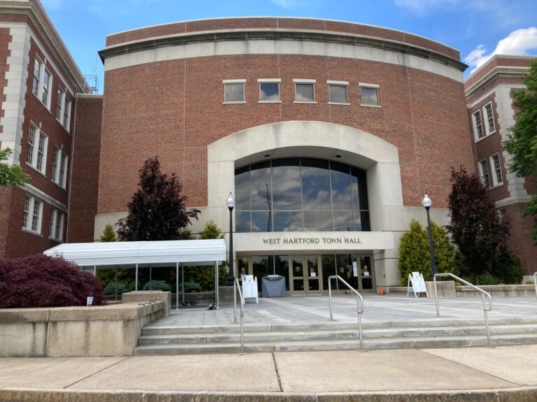 CT town says no to RVs parked at homes. Resident made pitch for change, ‘a problem in need of a fix’