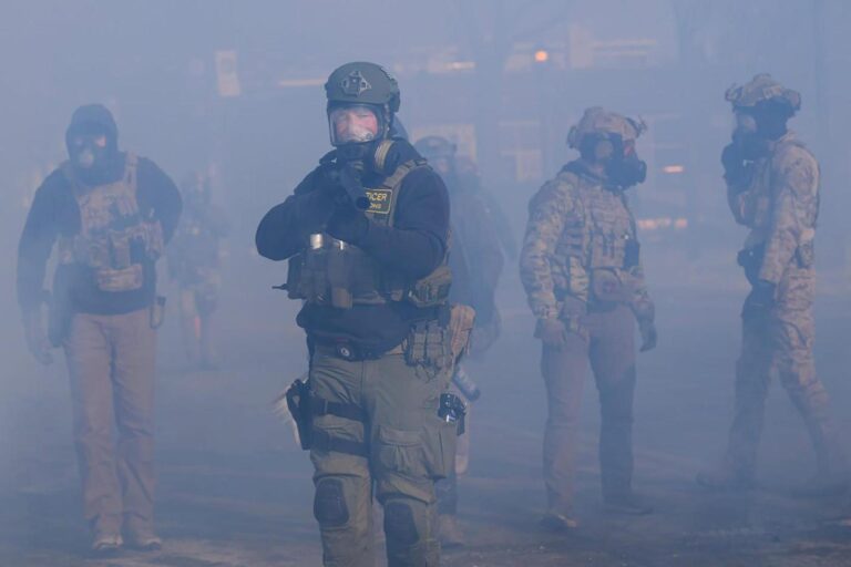 Close to 650 federal agents remain in Minnesota weeks after border czar announced end of operation