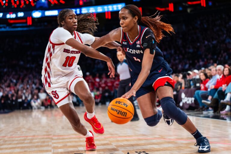 UConn women’s basketball routs St. John’s at Madison Square Garden to complete perfect regular season