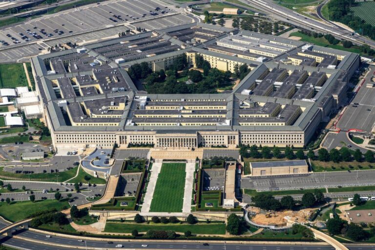 Judge weighs bid to block policy limiting journalists’ access to Pentagon