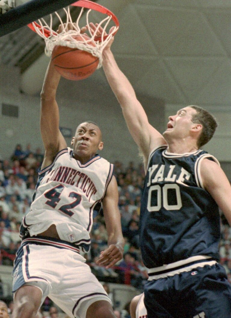 UConn to honor Peggy Myers, Donyell Marshall as Big East Legends during conference tournaments