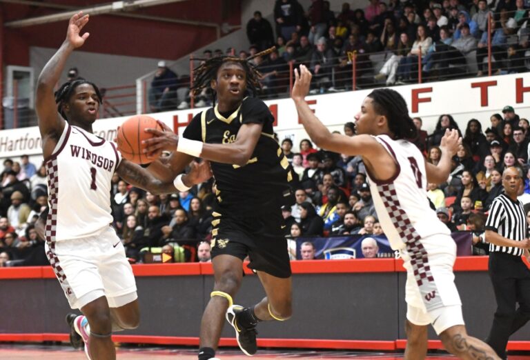 East Hartford beats Windsor for first CCC boys basketball championship since 1998